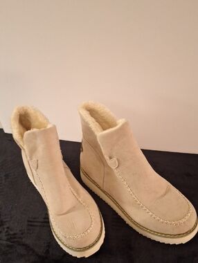 Beige Suede Shearling Lined Ankle Boots